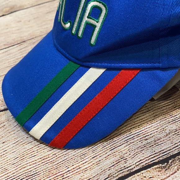 Adidas 2010 FIFA World Cup South Africa Italia collectors embroidered hat - Picture 3 of 10
